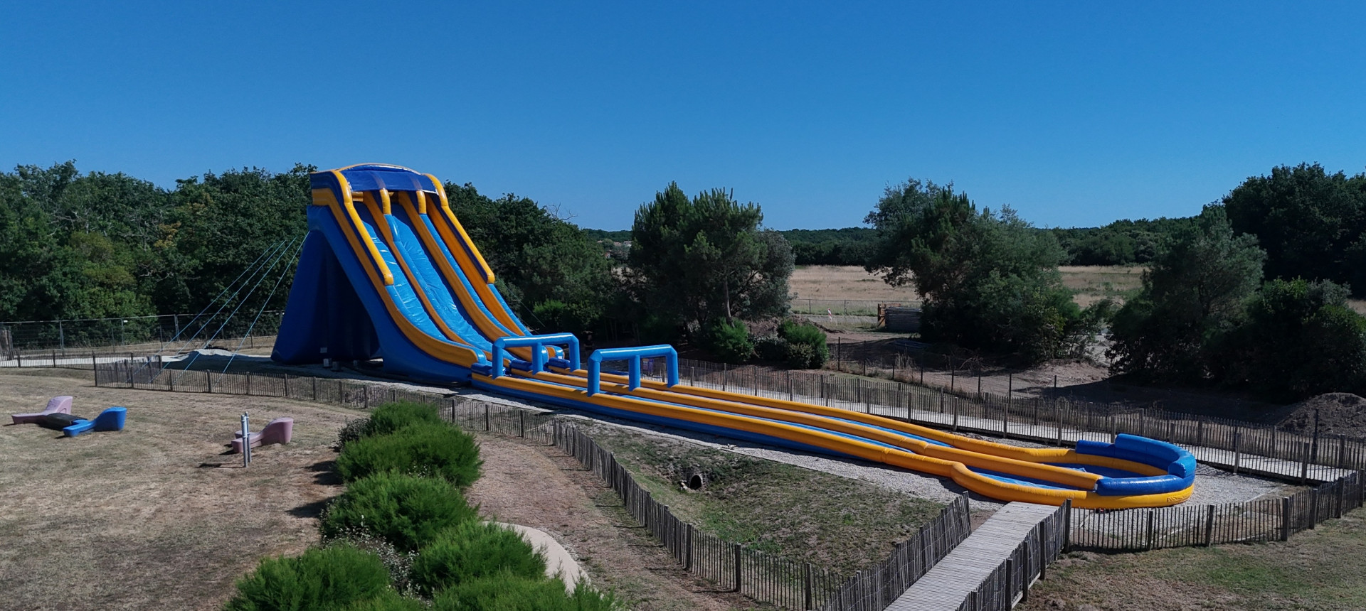 L’Aquaslide double est là !* L’Aquaslide double est là !*