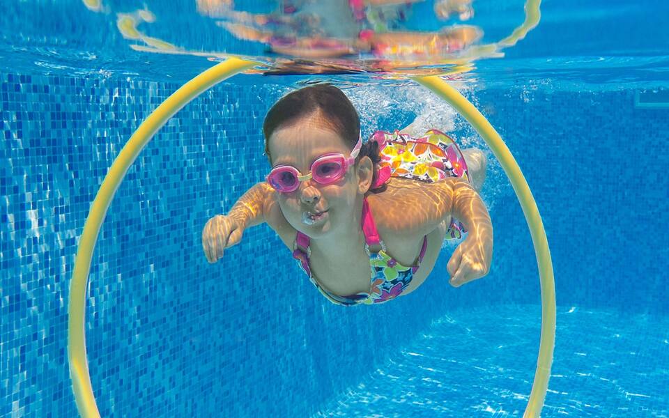 Apprendre &agrave; nager